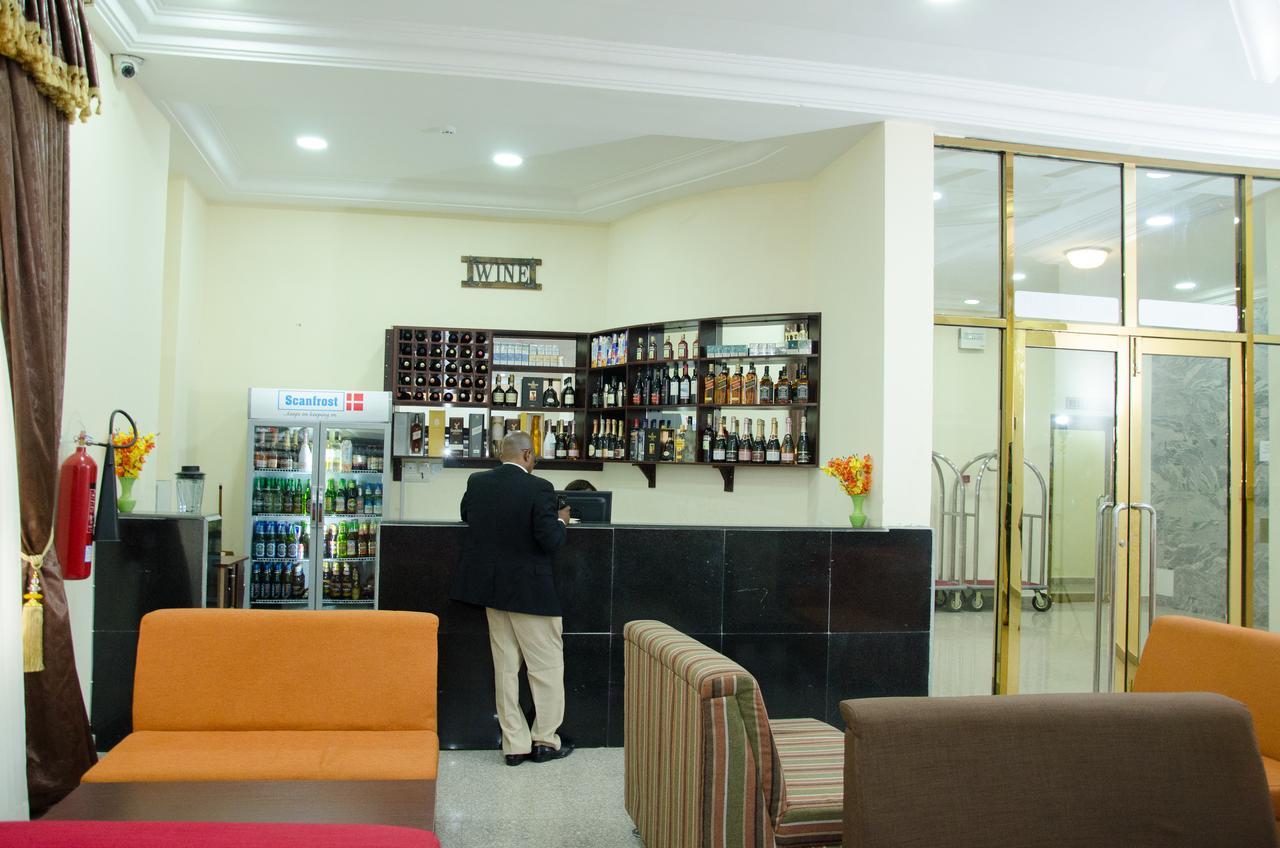Hotel Reno Abuja Buitenkant foto