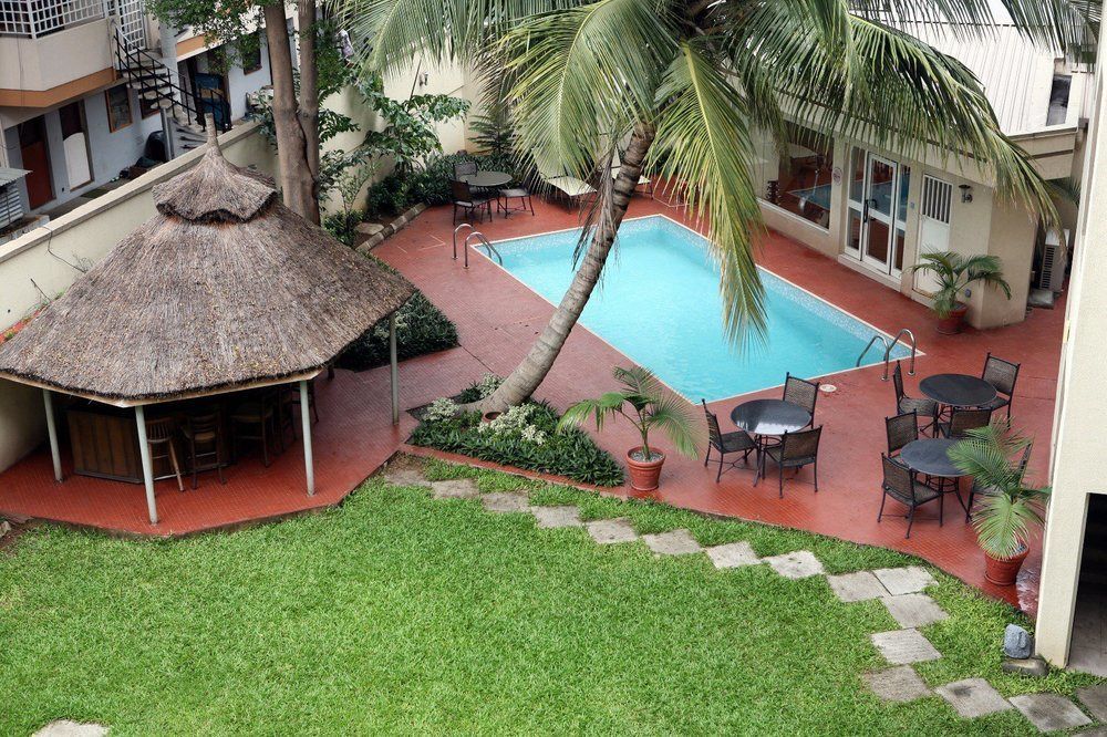 Hotel Reno Abuja Buitenkant foto