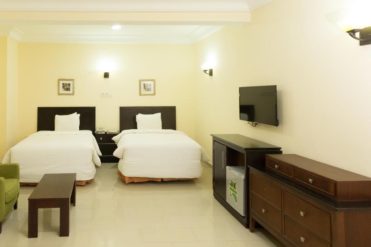 Hotel Reno Abuja Buitenkant foto