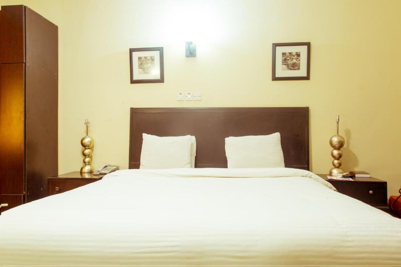 Hotel Reno Abuja Buitenkant foto