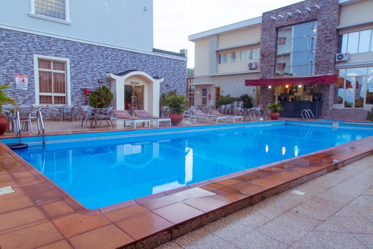 Hotel Reno Abuja Buitenkant foto